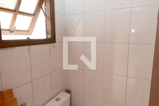 Banheiro de serviço de casa à venda com 3 quartos, 125m² em Vila Campo Grande, São Paulo