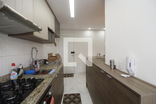 Cozinha e Área de Serviço de apartamento para alugar com 2 quartos, 41m² em Penha de França, São Paulo