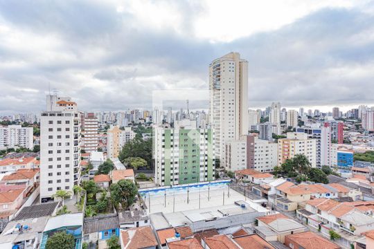 Vista de apartamento para alugar com 3 quartos, 73m² em Vila Gumercindo, São Paulo