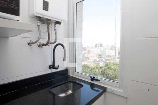 Studio - Cozinha + Área de Serviço de kitnet/studio à venda com 1 quarto, 48m² em Mont’Serrat, Porto Alegre