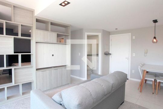 Studio - Sala de kitnet/studio à venda com 1 quarto, 48m² em Mont’Serrat, Porto Alegre