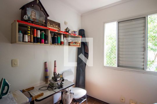 Quarto 2 de apartamento para alugar com 2 quartos, 46m² em Fazenda Aricanduva, São Paulo