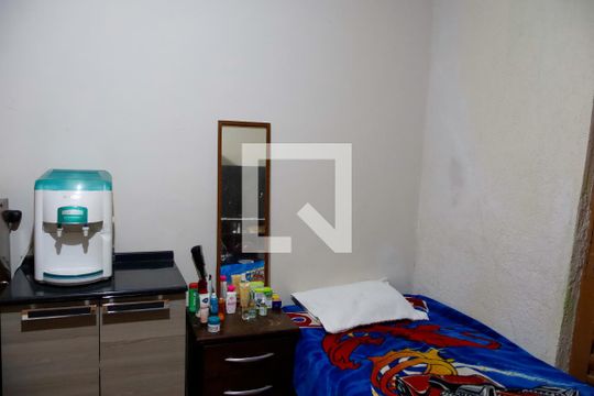 Quarto 2 de casa à venda com 2 quartos, 171m² em Km 18, Osasco