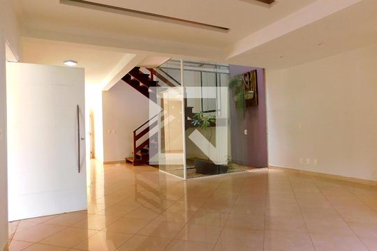Sala de casa de condomínio para alugar com 3 quartos, 400m² em Residencial Paineiras, Paulínia