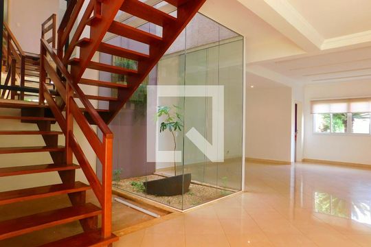 Sala de casa de condomínio para alugar com 3 quartos, 400m² em Residencial Paineiras, Paulínia