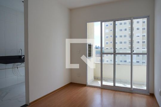 Sala de apartamento à venda com 2 quartos, 55m² em Humaitá, Porto Alegre