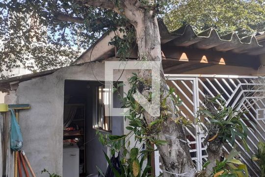 Quintal de casa à venda com 2 quartos, 60m² em Vila Maria Alta, São Paulo