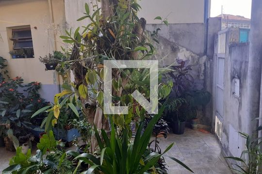 Quintal de casa à venda com 2 quartos, 60m² em Vila Maria Alta, São Paulo