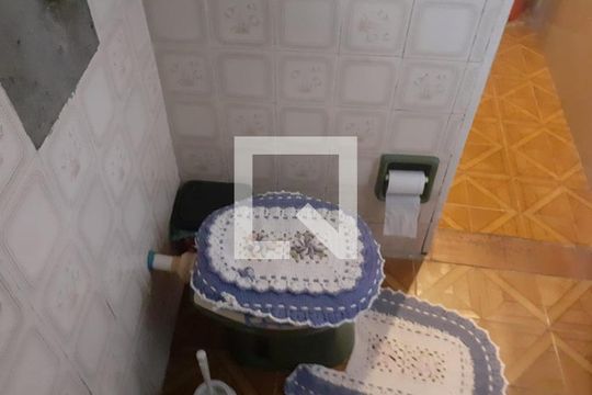 Banheiro de casa à venda com 2 quartos, 60m² em Vila Maria Alta, São Paulo