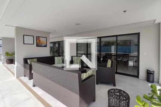 Área comum de apartamento para alugar com 3 quartos, 76m² em Tijuca, Rio de Janeiro
