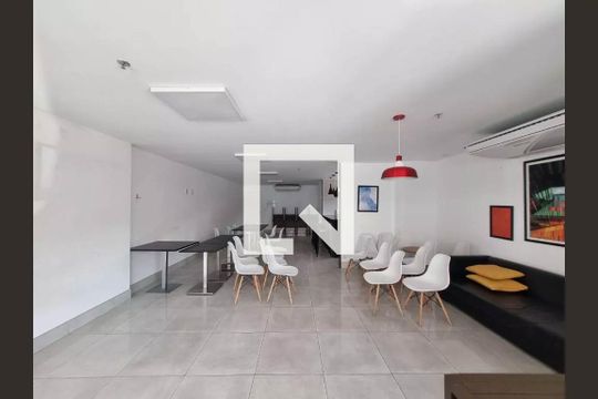 Área comum de apartamento para alugar com 3 quartos, 76m² em Tijuca, Rio de Janeiro