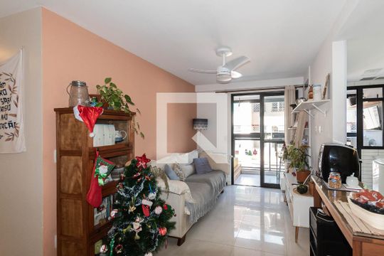 Sala de apartamento para alugar com 3 quartos, 76m² em Tijuca, Rio de Janeiro