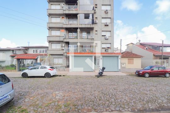 Fachada de kitnet/studio para alugar com 2 quartos, 47m² em Rio Branco, São Leopoldo