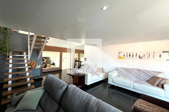 Sala de casa à venda com 5 quartos, 300m² em Jardim Oriental, São Paulo