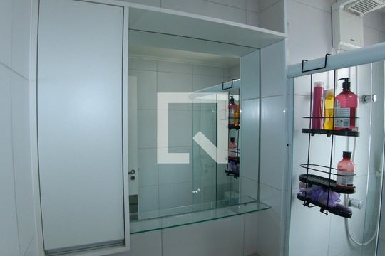 Banheiro de kitnet/studio à venda com 1 quarto, 27m² em Vila Prudente, São Paulo
