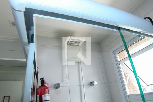 Banheiro de kitnet/studio à venda com 1 quarto, 27m² em Vila Prudente, São Paulo