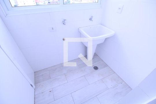 Área de Serviço de apartamento para alugar com 2 quartos, 50m² em Real Parque, São Paulo