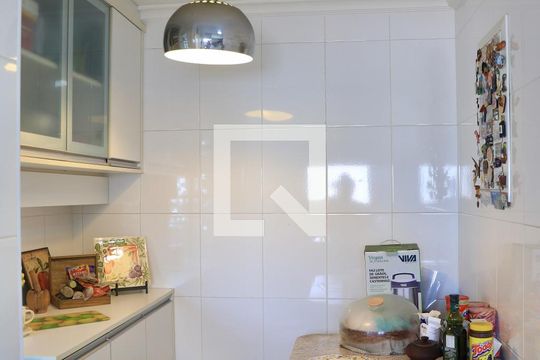 Cozinha de apartamento para alugar com 3 quartos, 136m² em Vila Clementino, São Paulo