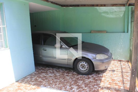 Garagem de casa à venda com 2 quartos, 120m² em Jardim Aida, Guarulhos