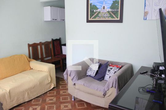 Casa à venda com 2 quartos, 120m² em Jardim Aida, Guarulhos