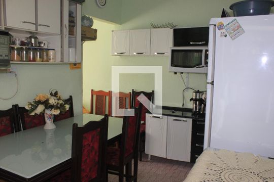 Cozinha de casa à venda com 2 quartos, 120m² em Jardim Aida, Guarulhos