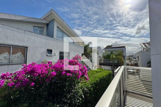 Suíte 3 - Varanda de casa de condomínio à venda com 5 quartos, 260m² em Recreio dos Bandeirantes, Rio de Janeiro