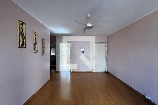 sala de apartamento à venda com 2 quartos, 64m² em Morro do Espelho, São Leopoldo