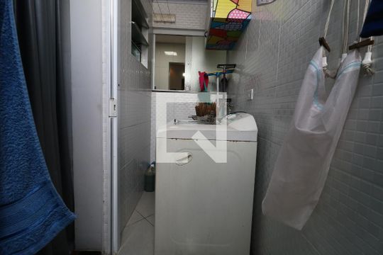 Área de Serviço de casa à venda com 2 quartos, 78m² em Utinga, Santo André
