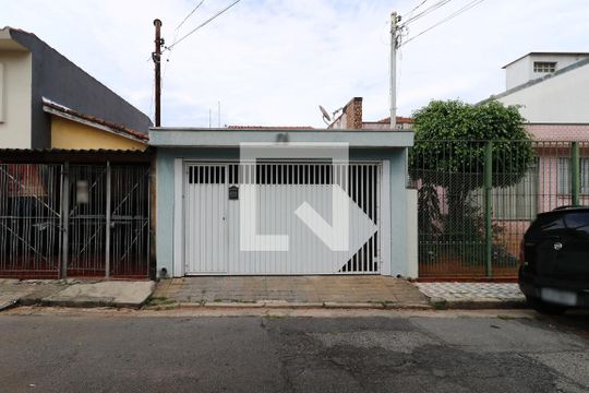 Fachada de casa à venda com 2 quartos, 78m² em Utinga, Santo André