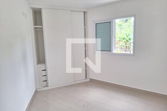 Quarto 1 de apartamento à venda com 1 quarto, 40m² em Jardim Jamaica, Santo André