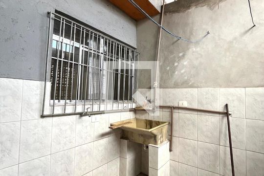 Área de Serviço de casa à venda com 4 quartos, 309m² em Cidade Domitila, São Paulo