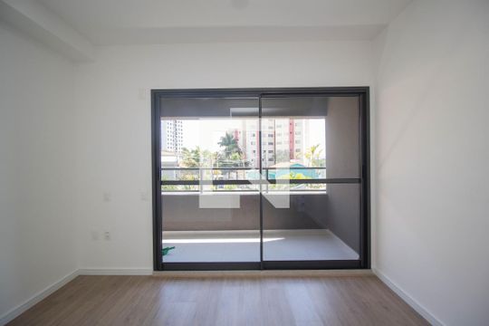 Sala/Quarto de kitnet/studio à venda com 1 quarto, 26m² em Vila Primavera, São Paulo