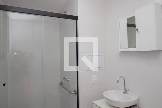 Banheiro de kitnet/studio à venda com 1 quarto, 26m² em Vila Primavera, São Paulo
