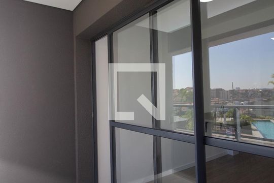 Varanda de kitnet/studio à venda com 1 quarto, 26m² em Vila Primavera, São Paulo
