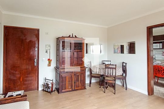 Sala de apartamento à venda com 1 quarto, 50m² em Farroupilha, Porto Alegre