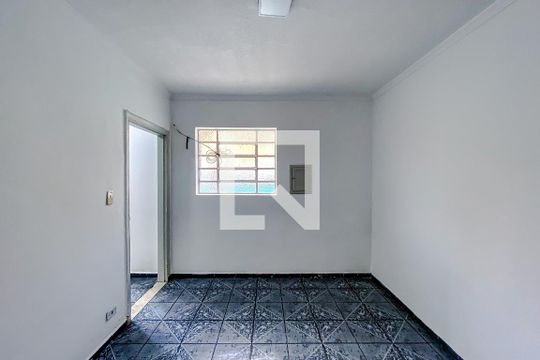 Sala de casa à venda com 2 quartos, 120m² em Chácara Mafalda, São Paulo
