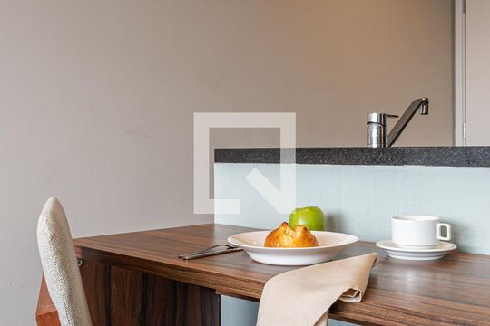 Kitnet/Studio para alugar com 1 quarto, 33m² em Pinheiros, São Paulo