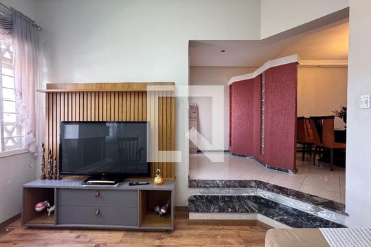 Sala de casa à venda com 5 quartos, 370m² em Scharlau, São Leopoldo