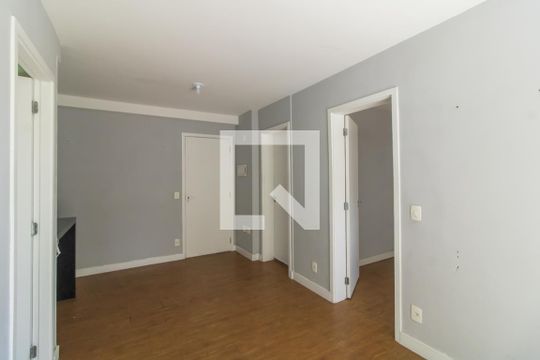 Sala de apartamento à venda com 2 quartos, 47m² em Jardim Santa Teresinha, São Paulo