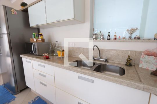 Cozinha de casa para alugar com 3 quartos, 260m² em Vila Prudente, São Paulo