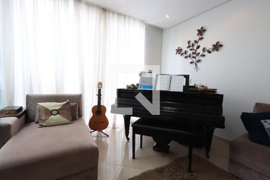 Sala de casa para alugar com 3 quartos, 260m² em Vila Prudente, São Paulo