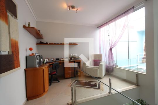 Escritório de casa à venda com 3 quartos, 260m² em Vila Prudente, São Paulo