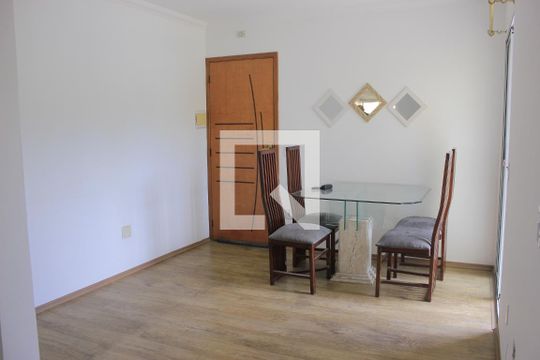 Apartamento para alugar com 2 quartos, 42m² em Vila Nova Bonsucesso, Guarulhos