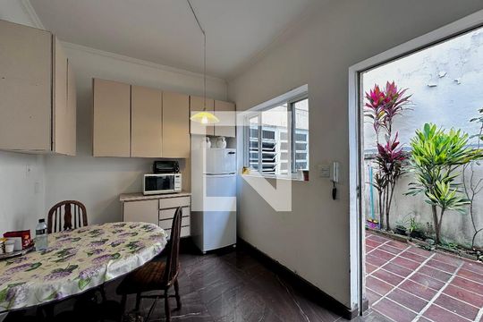 Cozinha  de casa à venda com 3 quartos, 240m² em Brooklin, São Paulo