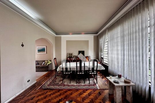 Sala de casa à venda com 3 quartos, 240m² em Brooklin, São Paulo