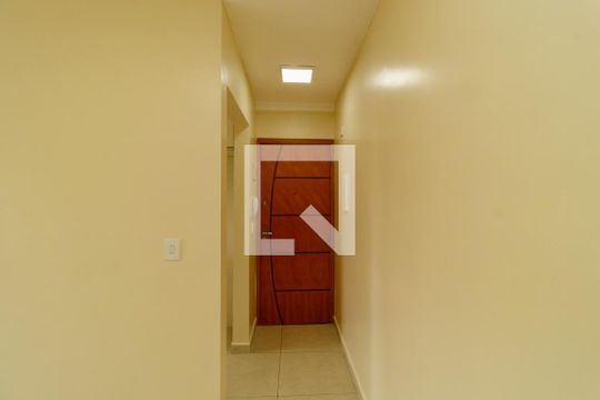 Corredor de apartamento à venda com 2 quartos, 50m² em Vila Guilherme, São Paulo