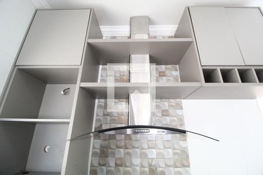 Cozinha de casa para alugar com 3 quartos, 70m² em Jardim Holanda, Uberlândia
