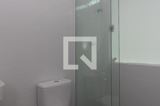 Banheiro de kitnet/studio à venda com 1 quarto, 20m² em Vila Medeiros, São Paulo