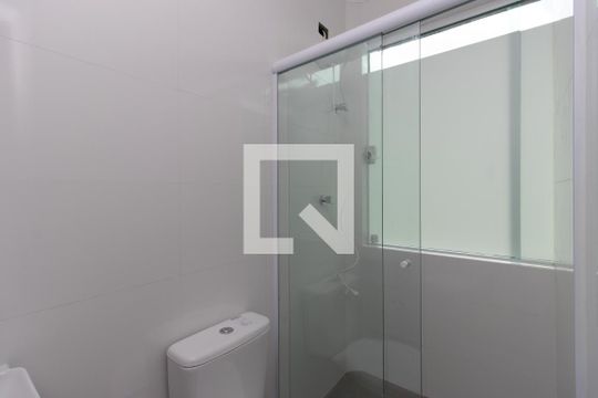 Banheiro de kitnet/studio à venda com 1 quarto, 20m² em Vila Medeiros, São Paulo