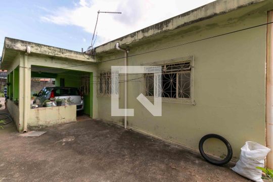 Garagem de casa à venda com 3 quartos, 720m² em Parque Turistas, Belo Horizonte